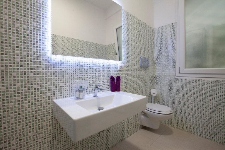 Bathroom 3, Eva Luxury Bastione, Cagliari
