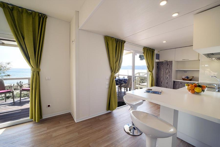 Dining Room 1