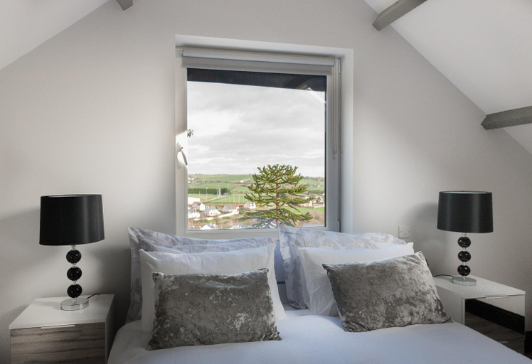 Others 5, Curragh House Lodges