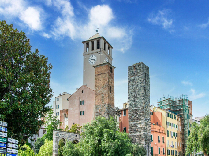 Exterior & Views 2, Elegant City-centre Flat, Savona
