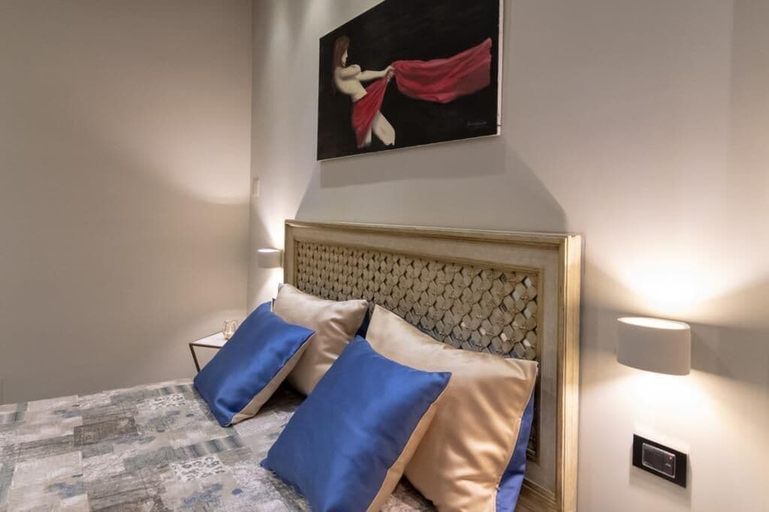 Bedroom 5, VESUVIANUS Rooms and More, Napoli
