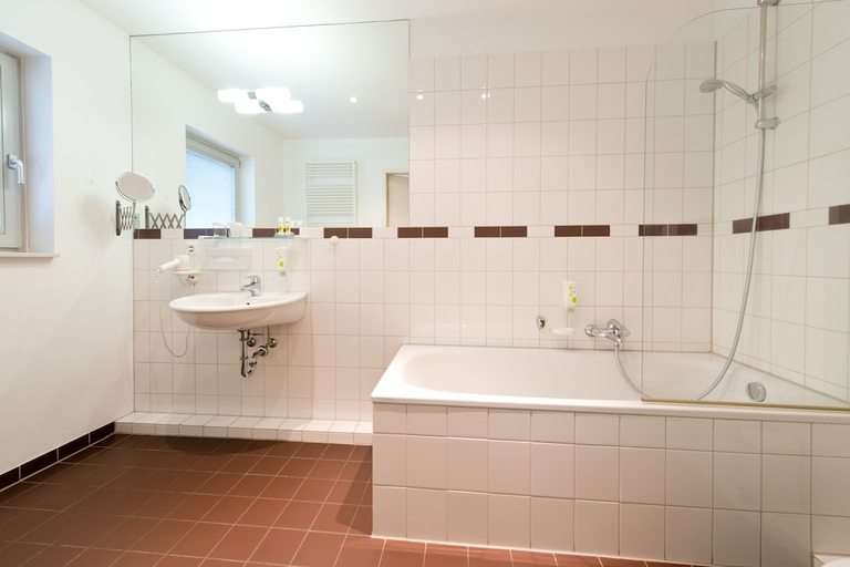 Bathroom 4, Hotel Buchholz Hamburg, Harburg