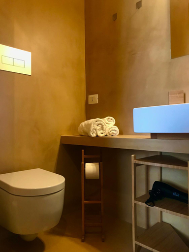 Bathroom 3, Case Graffeo, Agrigento