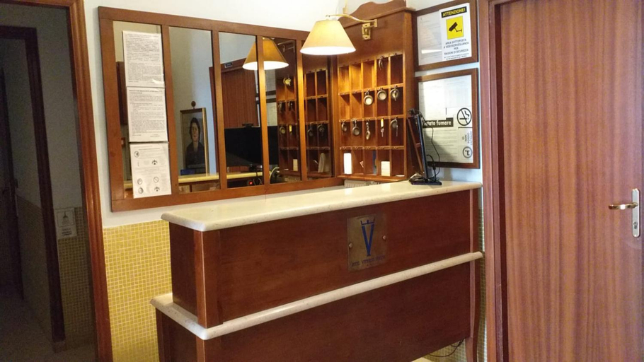 Public Area 2, Vittorio Veneto, Napoli