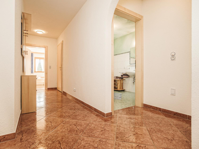 Garden 5, Deluxe Apartment Sonnseite, Schwaz