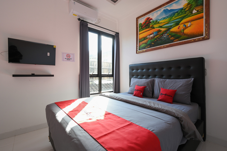 Bedroom 8