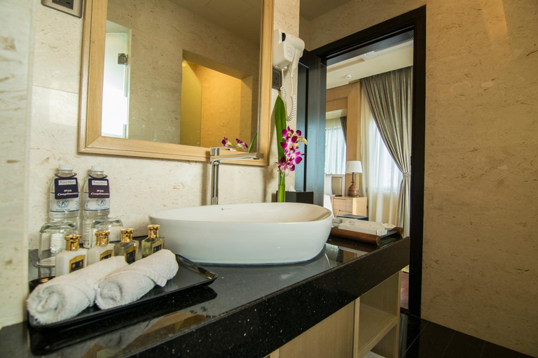 Bathroom 4, Royale Chulan Cherating Villa, Kuantan