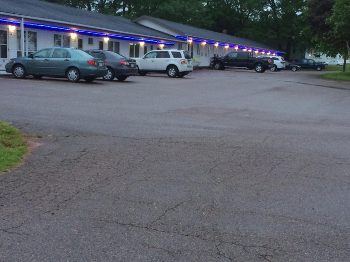 Others 4, Carleton Motel and Coffee Shop, Prince