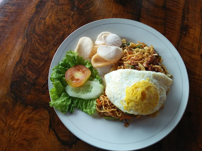 Food & Drinks