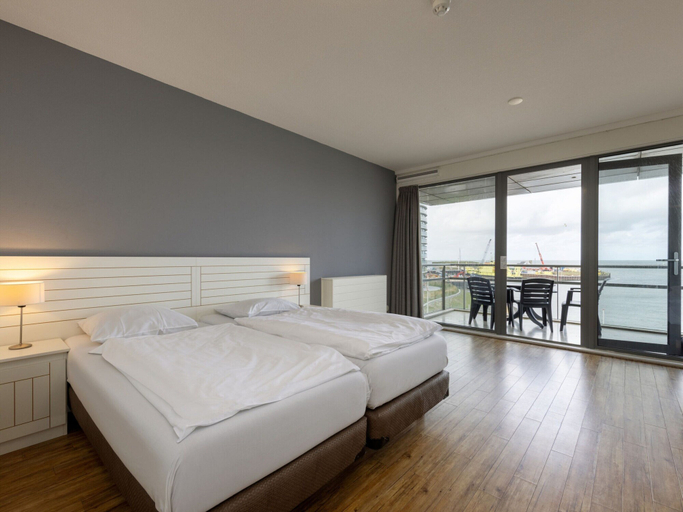 Room 5, Modern Apartment 500 m From the Centre of Scheveningen, Den Haag