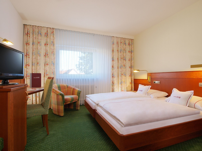 Bedroom 2, Heidelberg Hotel, Heidelberg