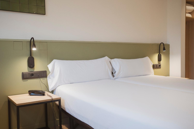 Others 5, Hotel Sant Pau, Barcelona