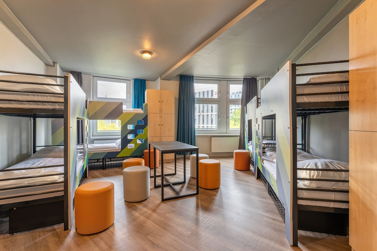 Bedroom 4, a&o Hamburg Hauptbahnhof, Hamburg