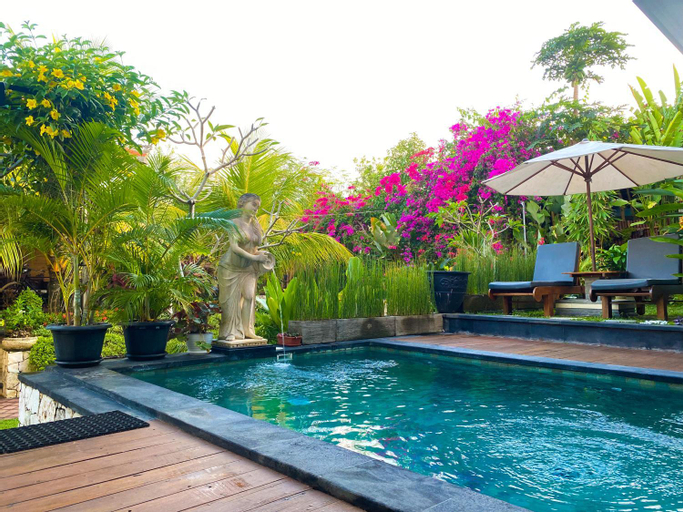 Swimming Pool 3