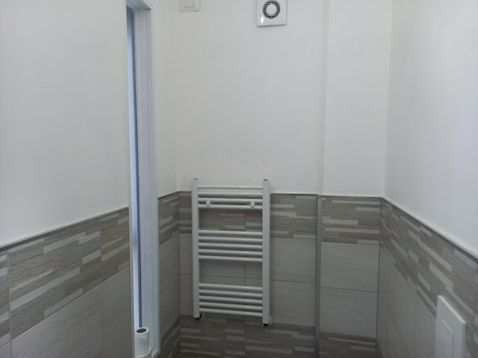Others 2, B&B Il canale, Ancona