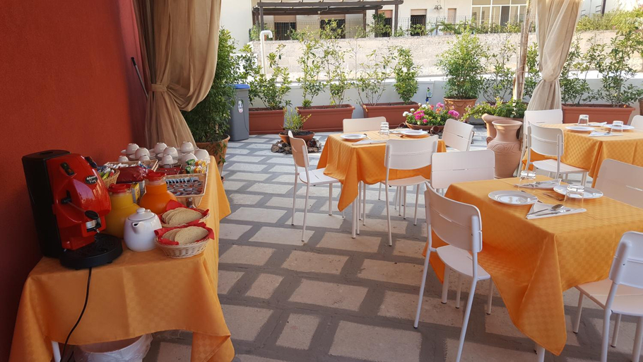 Food & Drinks 2, Mediterraneo B&B, Lecce
