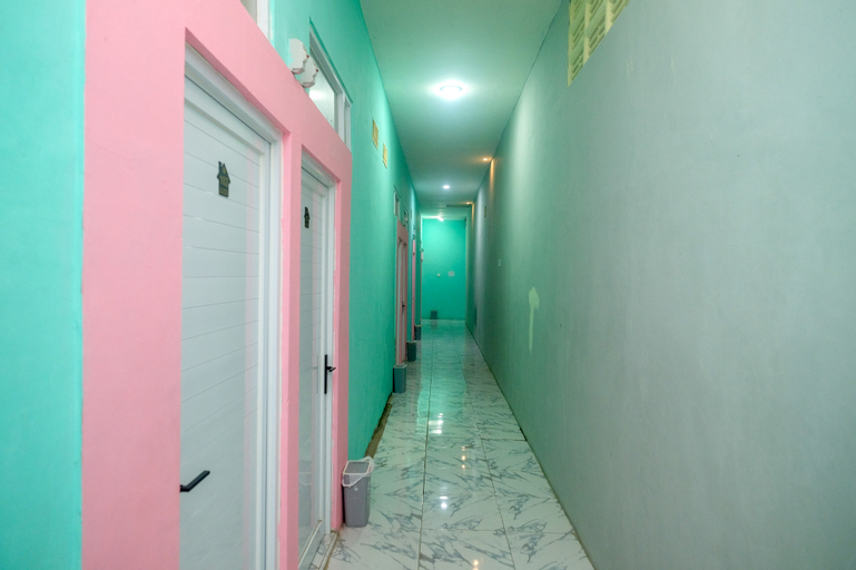 RedDoorz Syariah near Exit Tol Bojong Pekalongan, Pekalongan