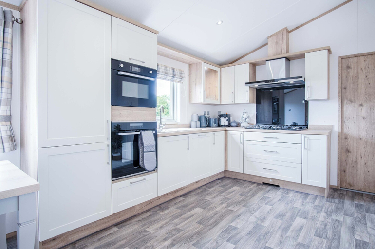 Others 3, Oakland Lodge - 2 Bedroom Lodge - Wisemans Bridge, Pembrokeshire
