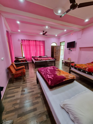 Room 2, Hotel Kamet Joshimath, Chamoli