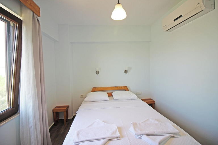 Bedroom 3, Arsipel Hotel, Bozcaada