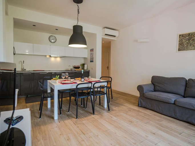 Dining Room 6