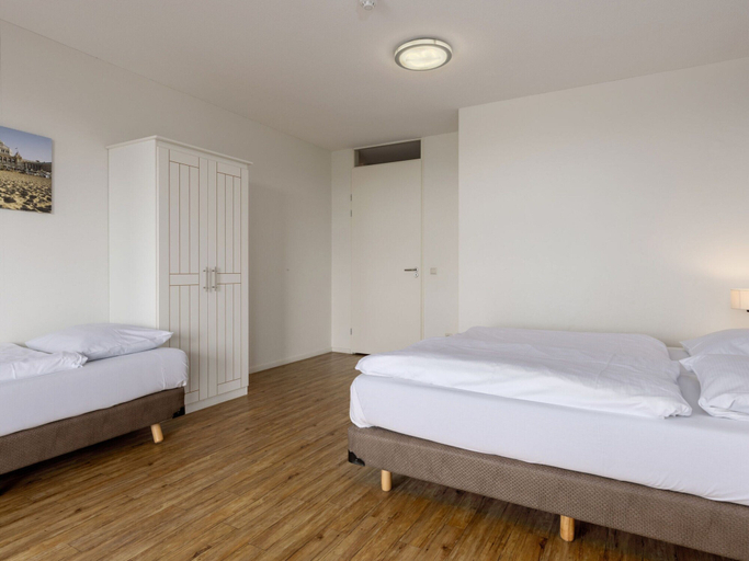 Room 3, Modern Apartment 500 m From the Centre of Scheveningen, Den Haag