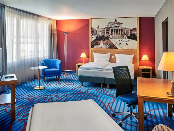 Bedroom 2, Mercure Berlin Tempelhof, Berlin