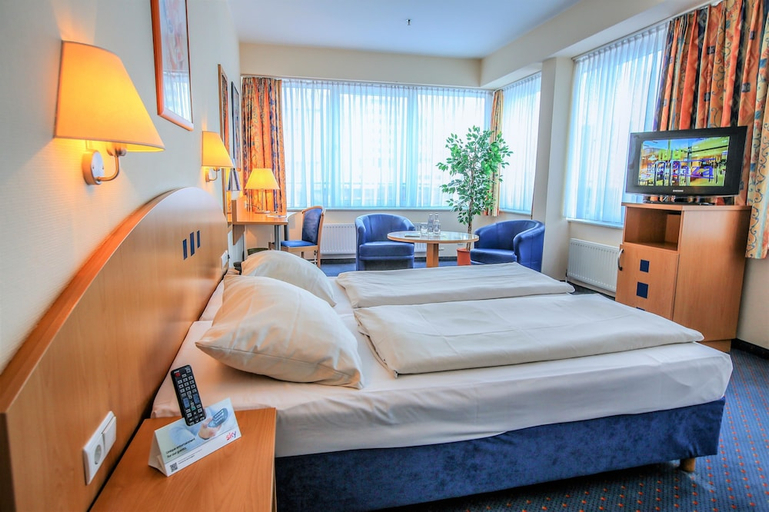 Bedroom 3, YORS Hotel Hannover, Region Hannover
