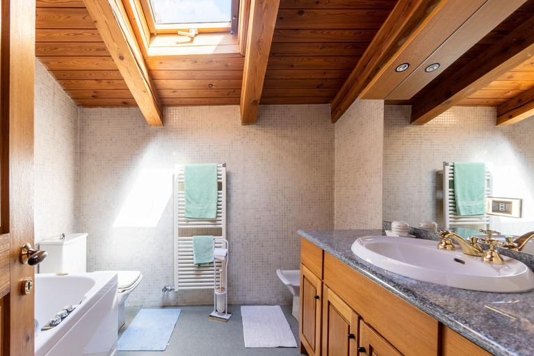 Bathroom 4, L'Atelier du Temps - Woodstone Villa, Aosta