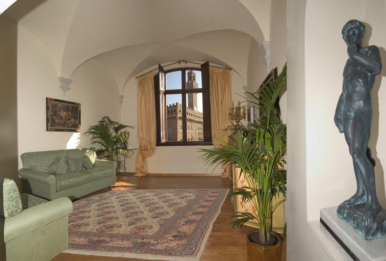 Others 5, Michelangiolo Penthouse, Florence