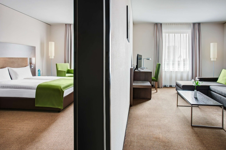 Bedroom 2, Intercityhotel Mainz, Mainz