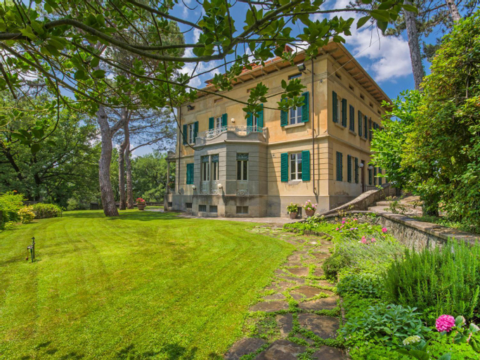 Villa Poggio Patrignone-1 by Interhome, Arezzo
