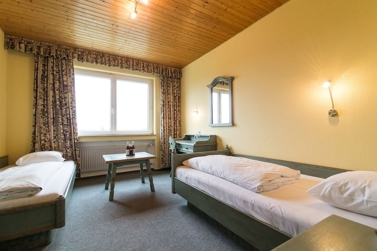 Bedroom 2, Tagungshotel Hochster Hof, Frankfurt am Main