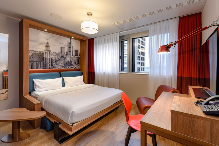 Bedroom 3, Aparthotel Adagio Frankfurt City Messe, Frankfurt am Main