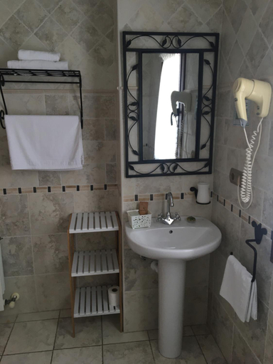 Bathroom 4, Posada El Nozal, Cantabria