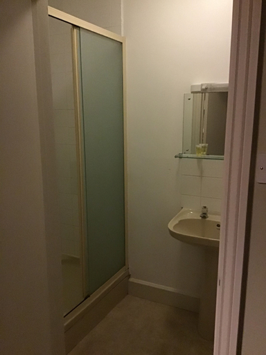Bathroom 3, The Washford Station Inn, Somerset