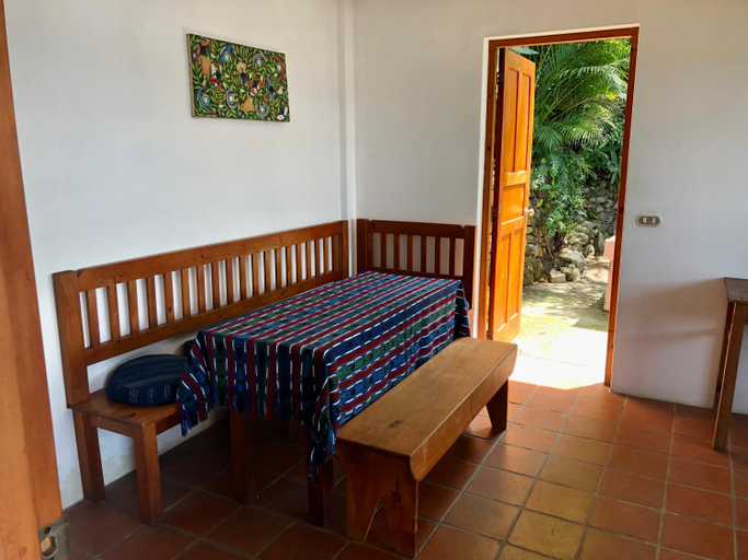 Others 3, Rustic Charm and Breathtaking Views 'Casita', NA