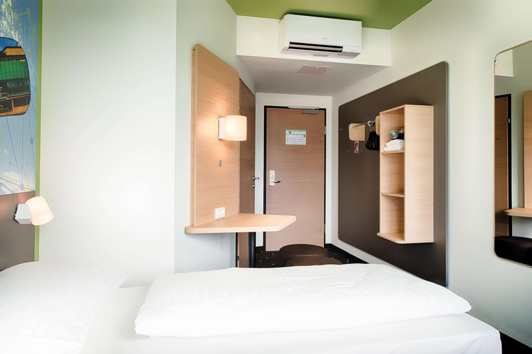 Bedroom 8