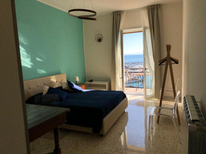 Surrounding environment 5, Casa sul mare, Salerno