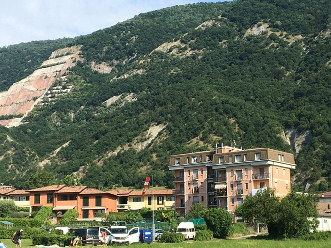 Others 3, Big family bed & breakfast, Lecco