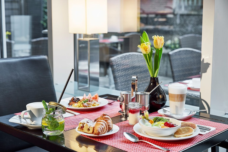 Food & Drinks 5, Lindner Hotel Cologne Am Dom, part of JdV by Hyatt, Köln