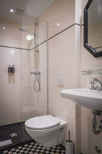 Bathroom 3, Henri Hotel Berlin Kurfurstendamm, Berlin