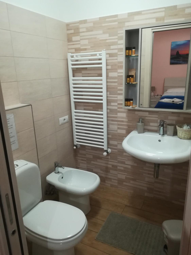 Bathroom 3, B&B la spiaggetta di Stazzo, Catania