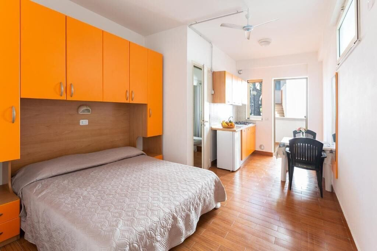 Bedroom 2, sfinal residence, Foggia