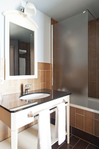 Bathroom 5, PortAventura Hotel Gold River, Tarragona
