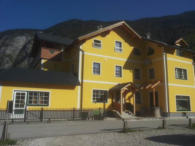 Others 3, Haus Bellevue, Gmunden