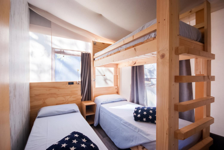 Bedroom 12