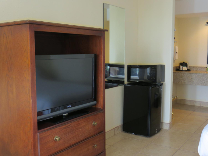 Others 2, Flagship Inn, Brown