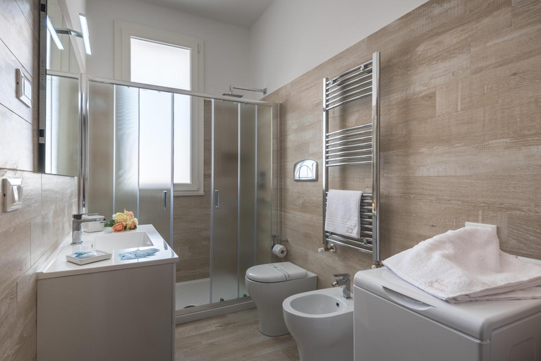 Others 2, Calura Residence, Lecce