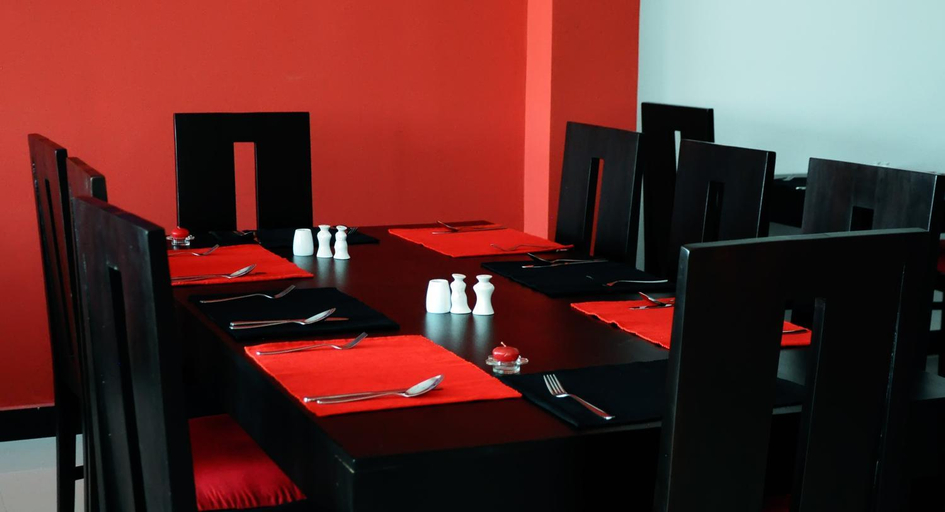 Food & Drinks 5, City Stay, Akmeemana